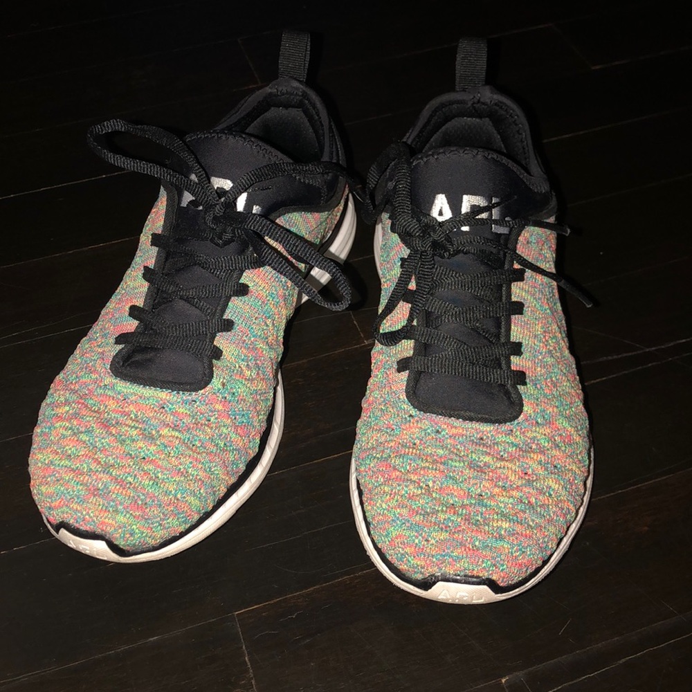 APL Sneakers